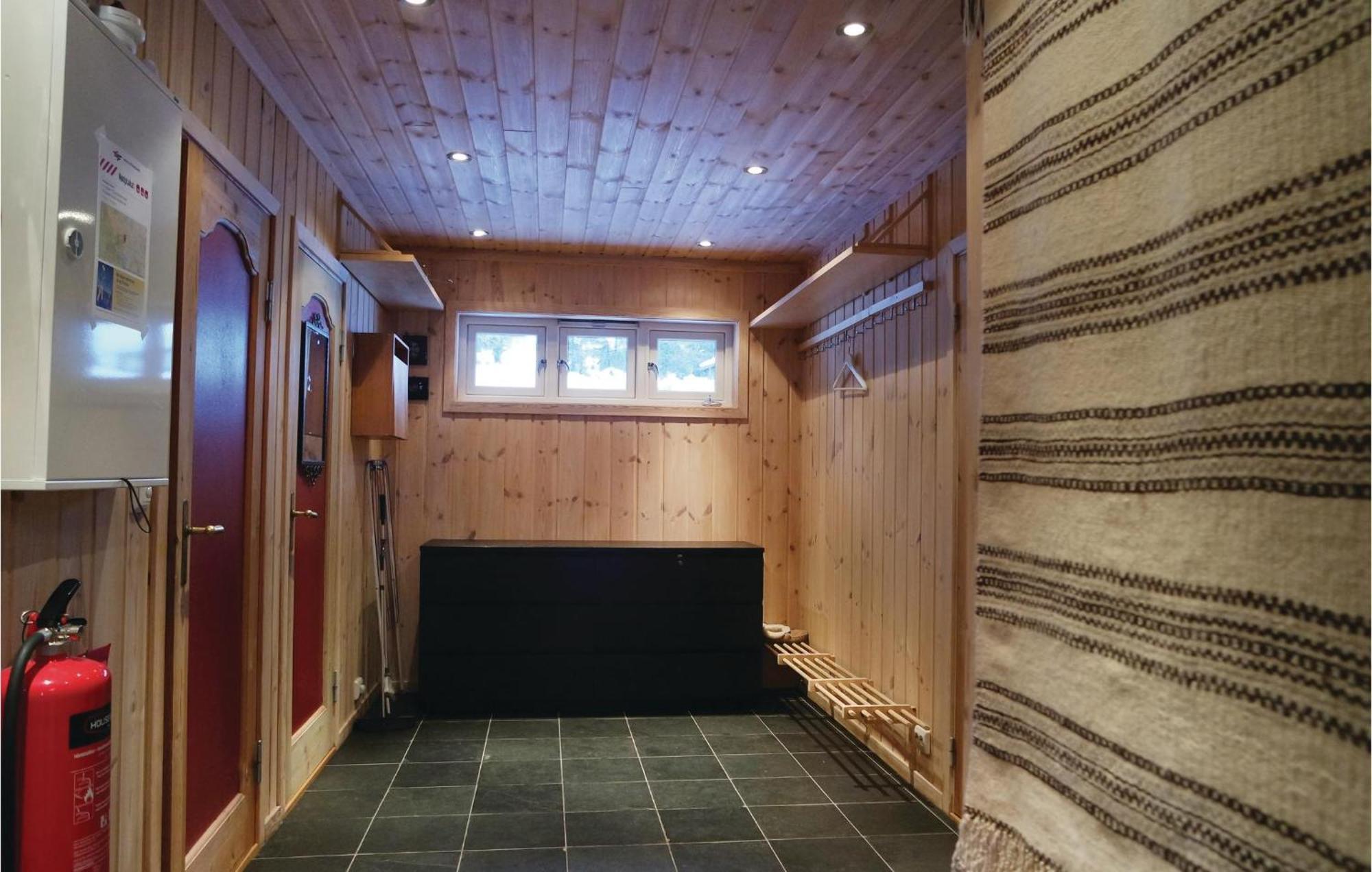 Amazing Home In Sjusjoen With Kitchen Bagian luar foto