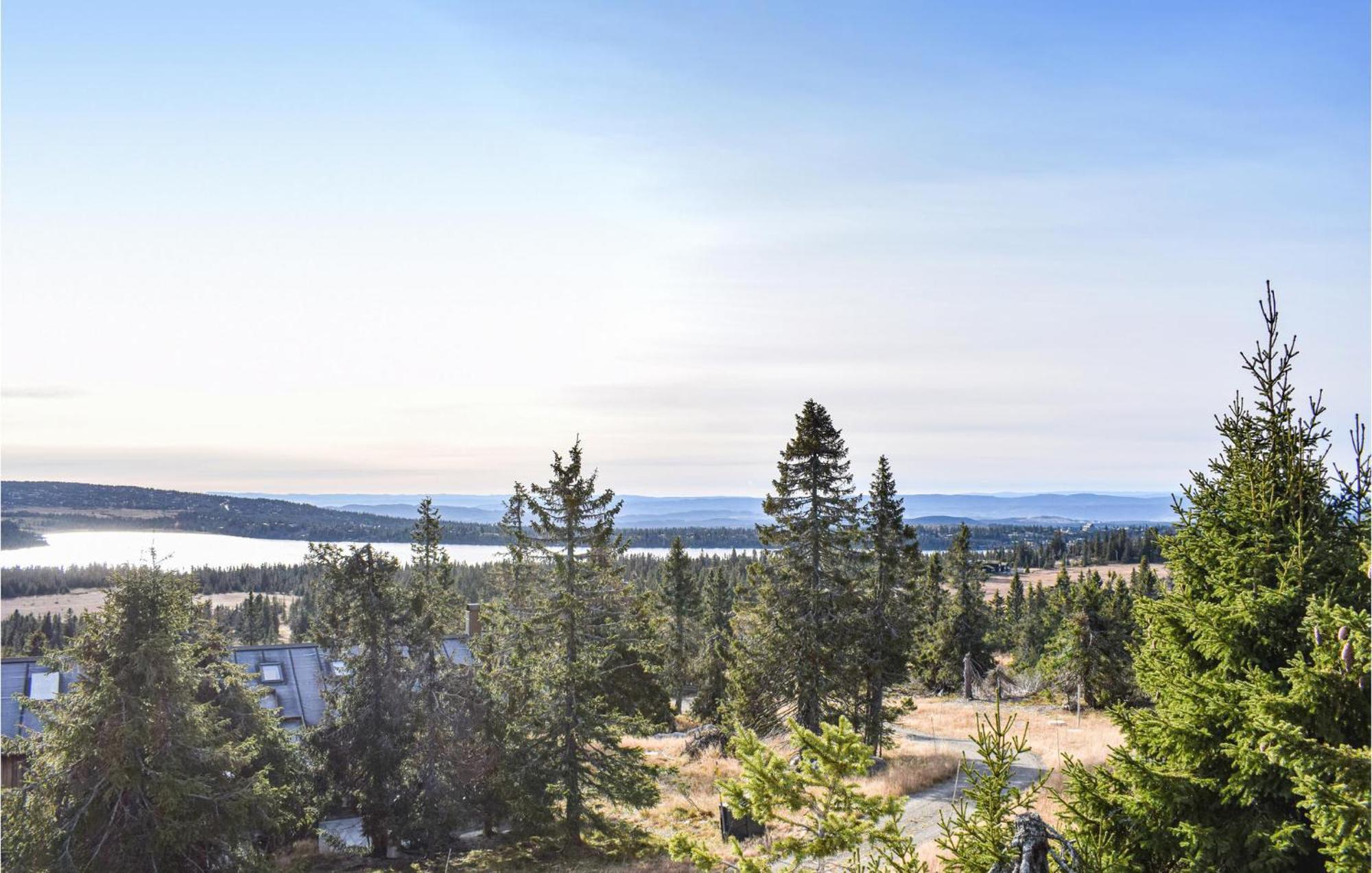 Amazing Home In Sjusjoen With Kitchen Bagian luar foto